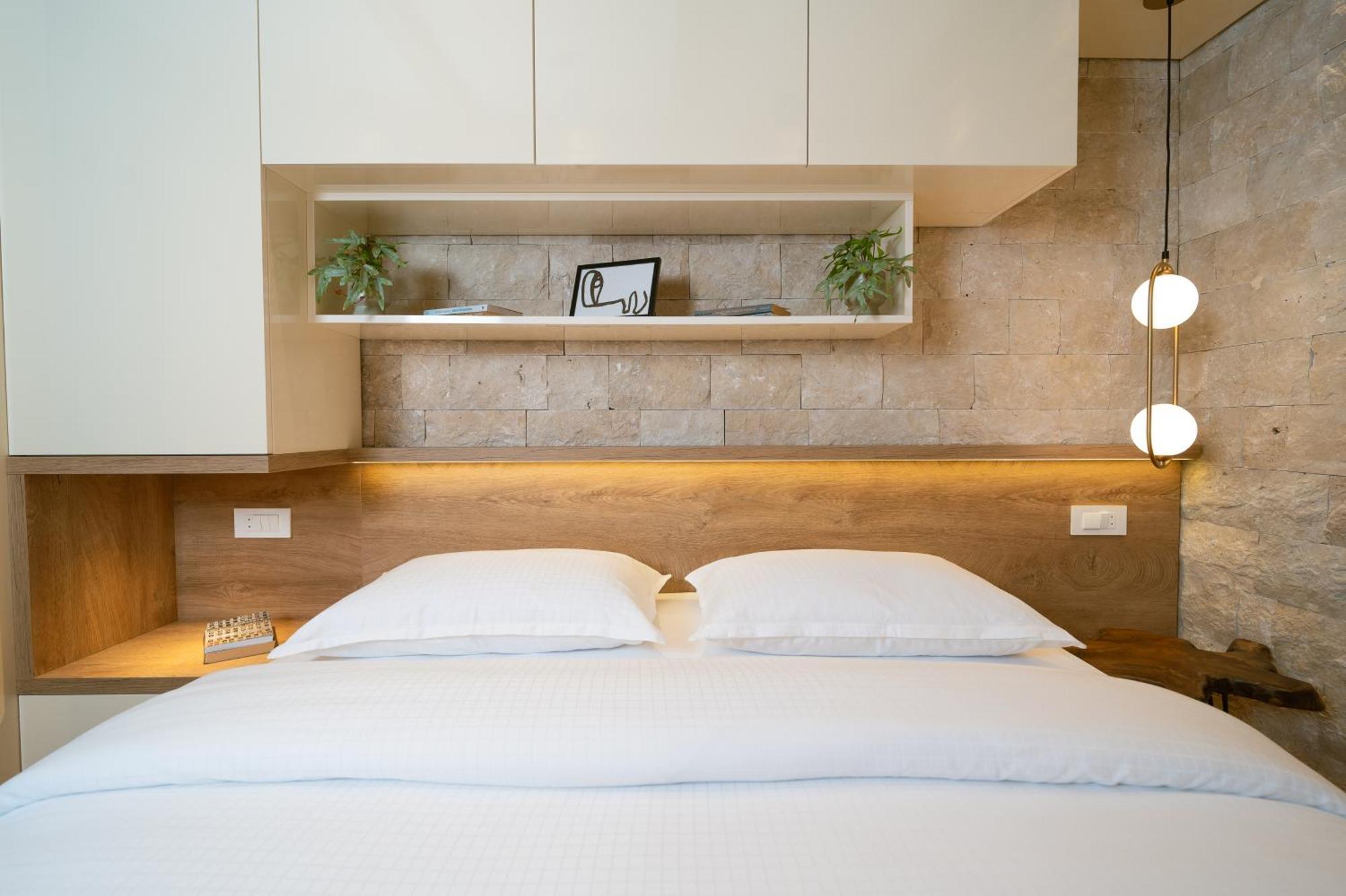 42° North Apartments 티바트 외부 사진