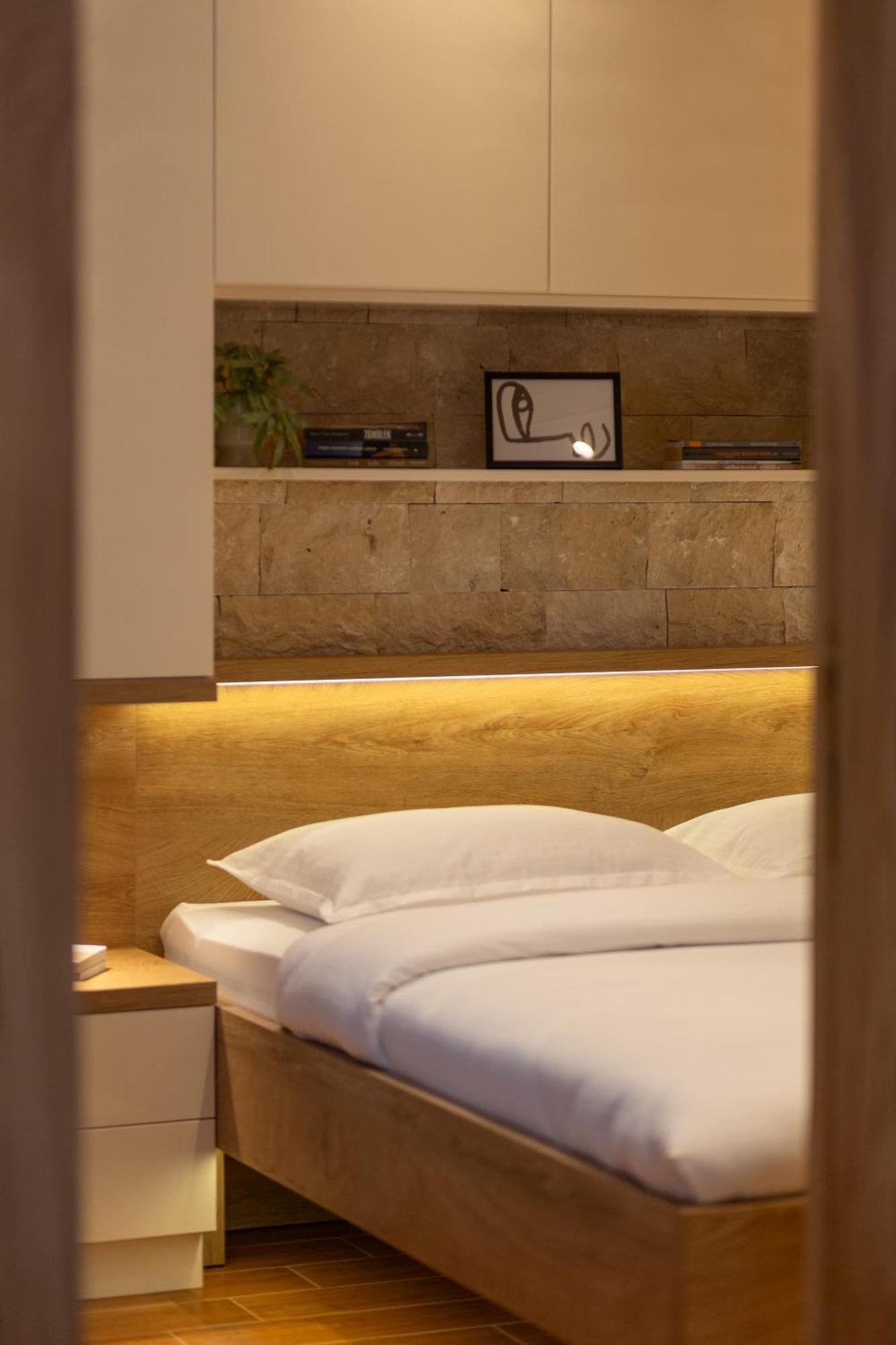 42° North Apartments 티바트 외부 사진