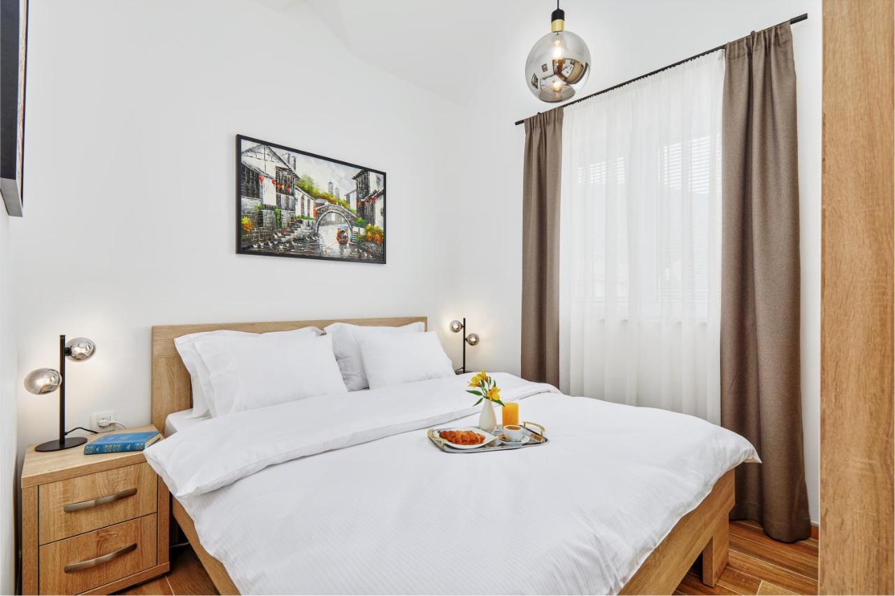 42° North Apartments 티바트 외부 사진